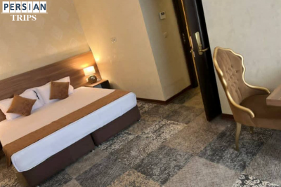 Connecting Quint Room